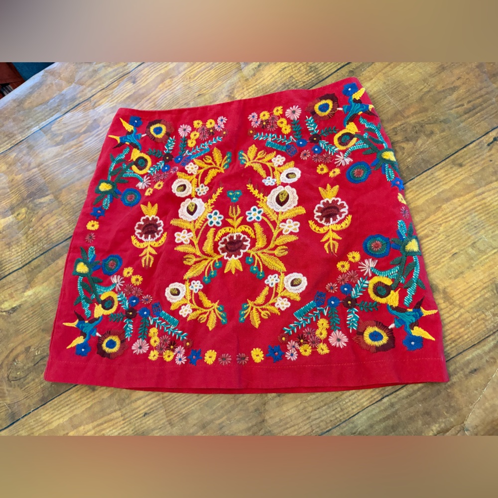 Altar'd State Red Floral Embroidered Mini Skirt Boho Festival Size M Artsy Twee